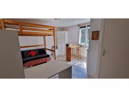 kerinou - studio de 19 m² - meuble