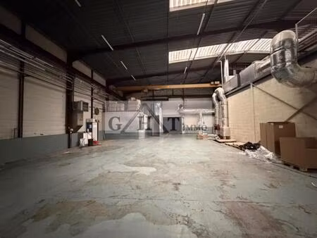 entrepot 2765m2 a vendre bondoufle