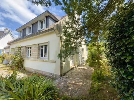 à vendre  maison 5 chambres sur un terrain de 800 m²  à 1 km des plages de bénodet