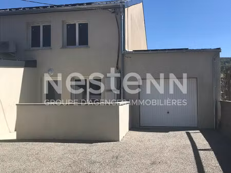 agreable pavillon t3 neuf avec grand garage et terrasse