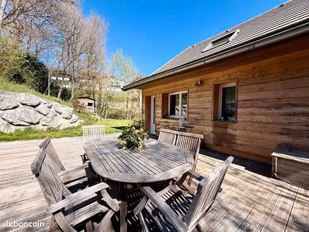 maison 5 pièces 148 m²