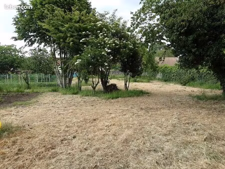 terrain constructible 777 m2 parigné-l'evêque