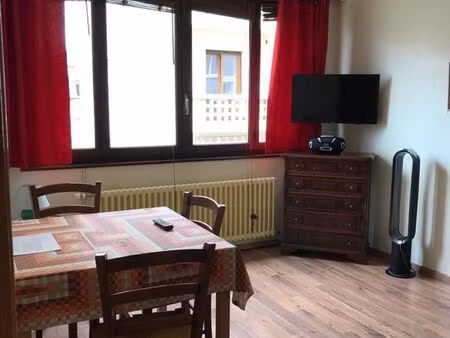 t2 au centre de thonon à l'année