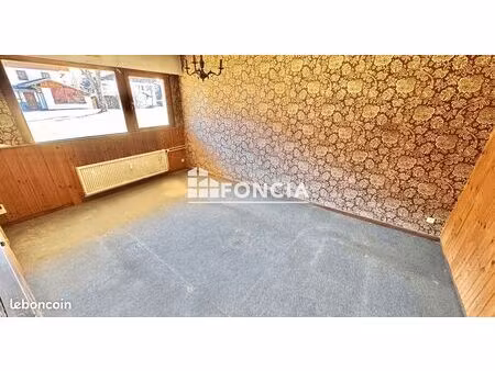 2 pieces proche des commodites a renover