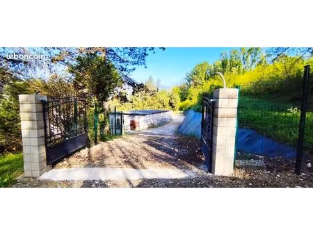 entrepôt 220 m² chambéry