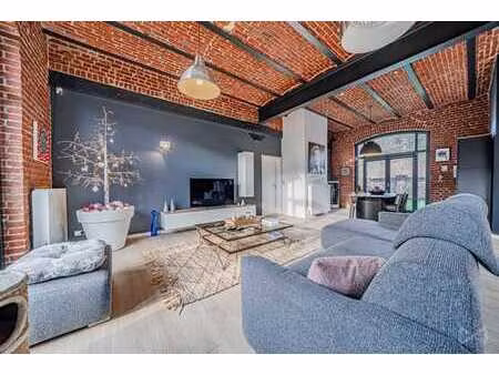 superbe loft avec jardin dans le centre de tilff