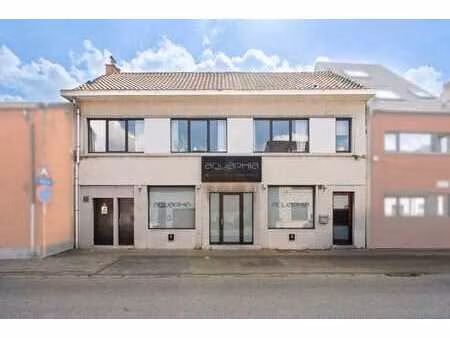 espace bien-être privé comprenant 3 unités et un appartement