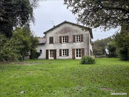 maison 8 pièces 189 m²