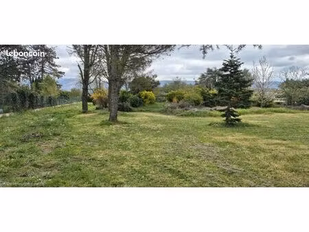 terrain 800 m² chabeuil