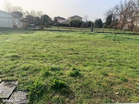 terrain 1 100 m² escalquens