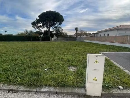 terrain 501 m² palaminy