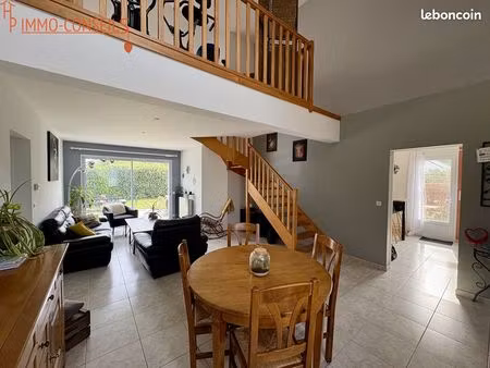 maison 5 pièces 102 m²