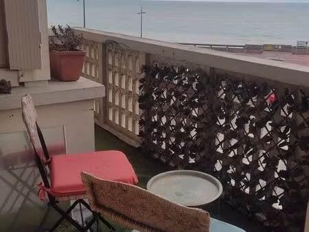 rare appartement vue sur mer 2 pièces avec balcon dieppe