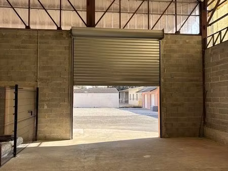 garage 180 m2 - pour 10 à 15 véhicules