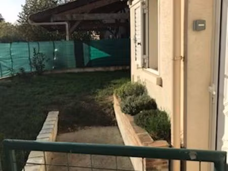 maisonnette avec jardin privatif