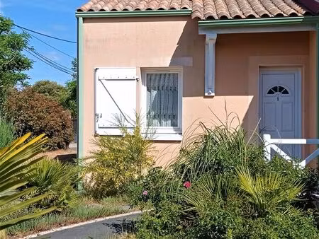 t2 mezzanine - location à l'année (janvier à janvier)