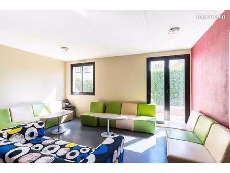 studio 1 pièce 17 m²