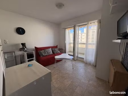 studio 1 pièce 18 m²