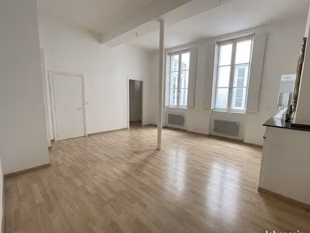 appartement 3 pièces 94 m²