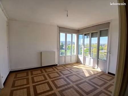 appartement 3 pièces 77 m²