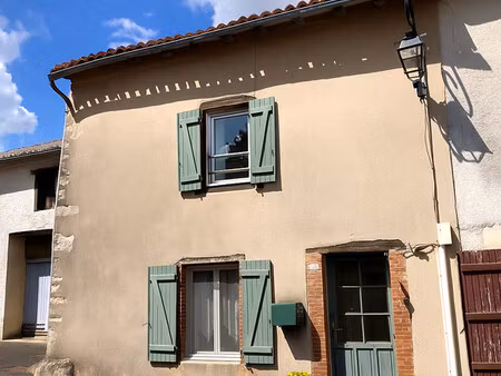 maison à vendre à le vigeant (86150) - vienne