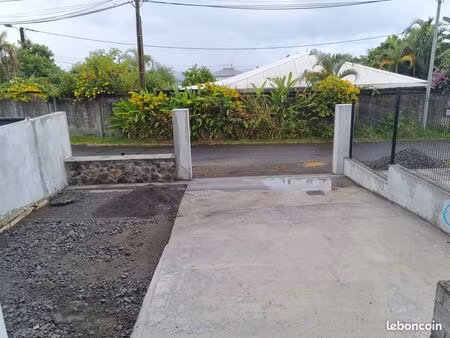 villa 4 pièces 82 m²