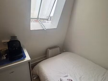 bureau/pied à terre