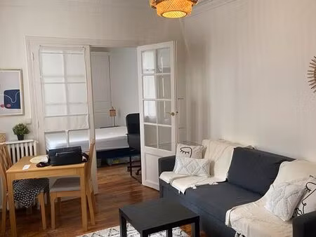 location appartement 2 pièces 42 m2 à paris quartier villiers-levis