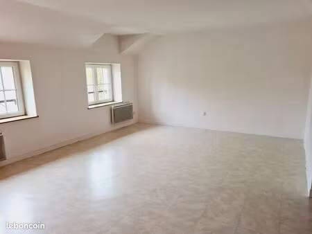 à louer – appartement f4 de 94 m² – patay (45310)