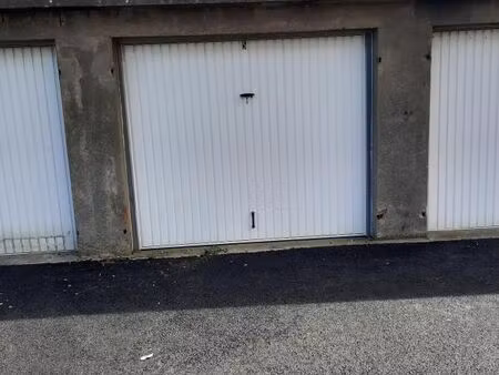 garage/box 13 m² serifontaine