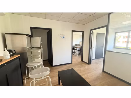vente locaux professionnels 7 pièces 147 m² à ecully (69130)  325 000 €