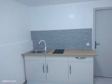 je loue un appartement avec une chambre