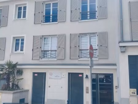 appartement 2 pièces – 35 m² – centre-ville vernouillet – refait à neuf – parking