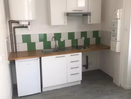 alençon proche centre maisonnette à louer