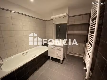 appartement 2 pièces 63 m²