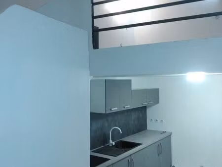 loue appartement avec une chambre