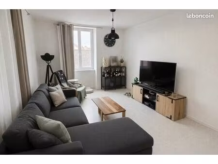 appartement t3 saint-agrève