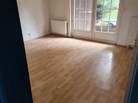 à louer charmant f2