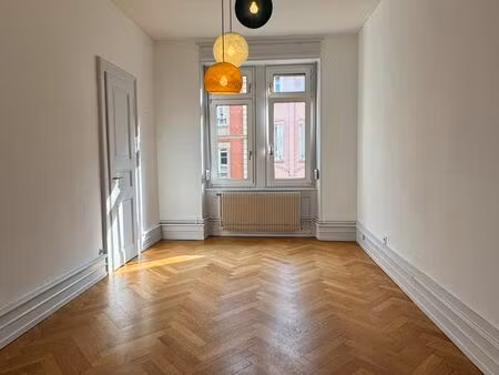 appartement 3 pièces quartier tribunal