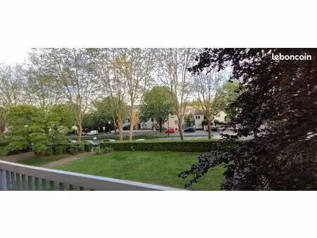 t2 50m² rénové – grande loggia 8m² + parking – antony