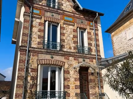 maison familiale meulière avec jardin – haut de domont