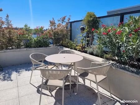 appartement meublé t4 – 84 m² – terrasse - 2 parkings
