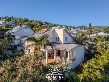 en exclusivité – villa vue mer la montagne avec pisciniste et jardinier  sunshine immobili