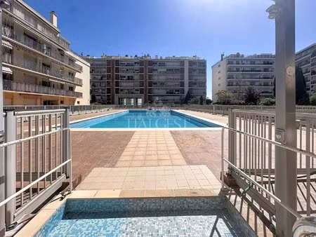 charmant studio à roquebrune-cap-martin  quartier solenzara