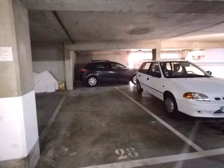 parking à louer mandelieu la napoule