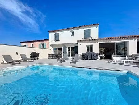 maison au calme au pieds des commodites