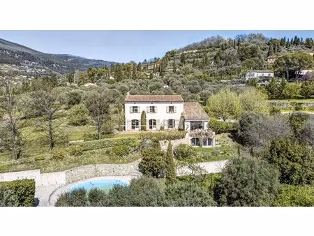belle propriété avec jardin  piscine et vue panoramique - grasse
