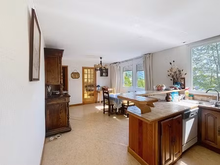 chalet sur 192 m de terrain