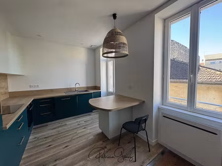 location meublée appartement 2 pièces 50.13 m² à castres (81100)  600 €