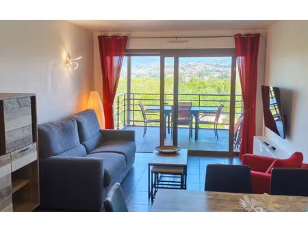 location appartement  63.11 m² t-3 à antibes  1 700 €